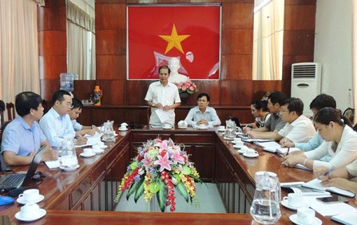 Đưa ra phương án khắc phục sạt lở tại phường Tân Phú, quận Cái Răng