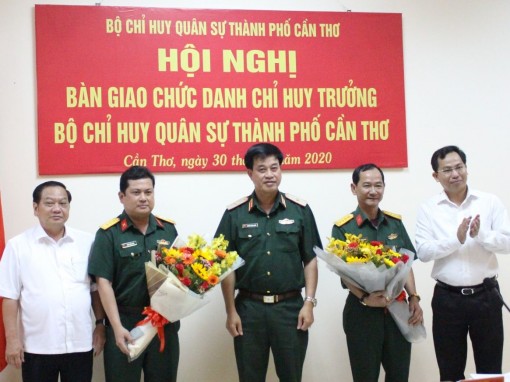 Thượng tá Chiêm Thống Nhất giữ chức vụ Chỉ huy trưởng Bộ Chỉ huy Quân sự thành phố