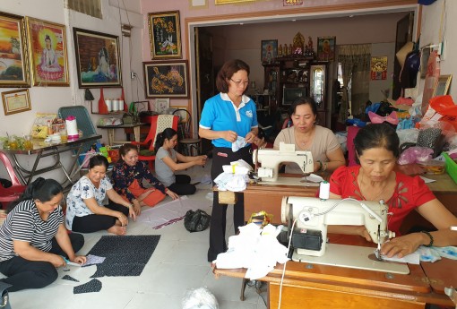 Chung tay đẩy lùi dịch COVID-19