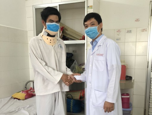 Thay đĩa đệm nhân tạo

cột sống cổ cho bệnh nhân