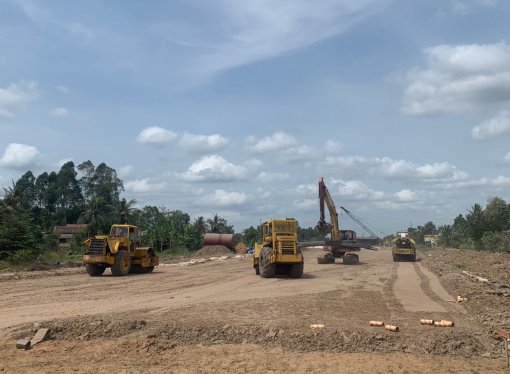 Xử lý nguồn vật liệu tại gói thầu XL10, đảm bảo chất lượng công trình