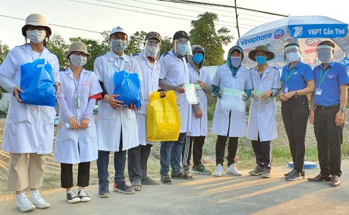 Chung tay phòng, chống dịch COVID-19