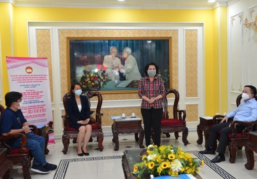 Over 81 billion VND raised for COVID-19 fight, saline intrusion prevention