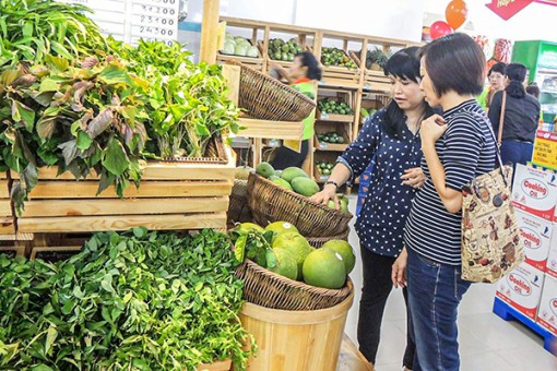 Tổng mức bán lẻ hàng hóa và doanh thu dịch vụ đạt trên 37.310 tỉ đồng