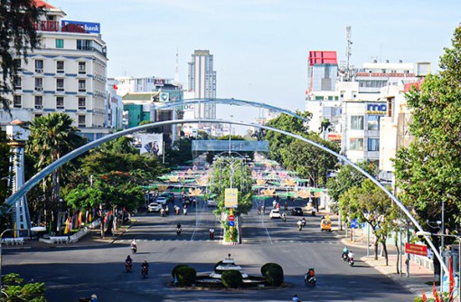 Đề xuất miễn tiền cấp quyền khai thác tài nguyên nước, thuê đất cho doanh nghiệp