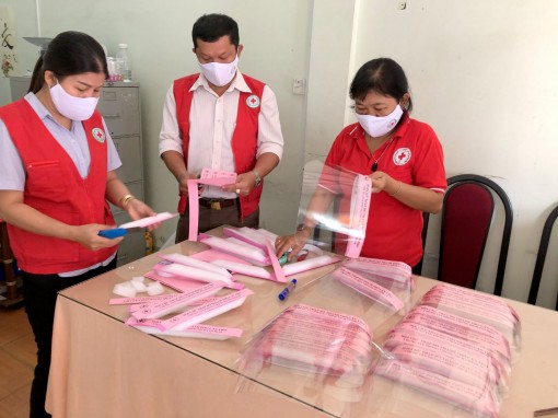 Hơn 800 tỉ đồng ủng hộ chống dịch COVID-19