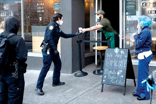 Mỹ chuẩn bị cho các điểm nóng mới của dịch bệnh COVID-19