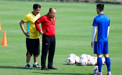 Thầy Park làm mới đội tuyển