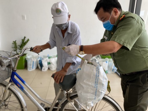 Đồng hành cùng người yếu thế