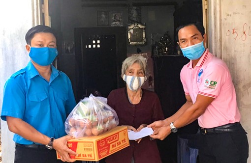 Vận động hơn 14,7 tỉ đồng ủng hộ phòng, chống dịch COVID-19 và đồng bào bị ảnh hưởng hạn hán, xâm nhập mặn