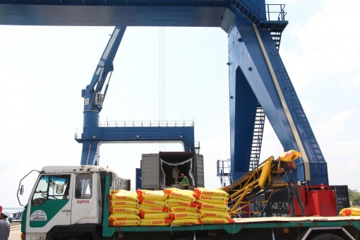 Kim ngạch xuất nhập khẩu của doanh nghiệp Việt
có tốc độ tăng trưởng cao hơn khối doanh nghiệp FDI