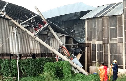 An Giang: Dông lốc làm 60 căn nhà tốc mái, xiêu vẹo