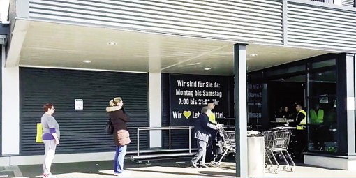 Đức cảnh báo hậu quả nếu vội vã dỡ bỏ giãn cách xã hội