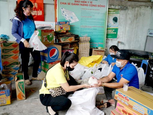 Tập trung chăm lo, giúp người dân vượt qua khó khăn