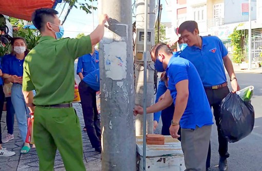 Lập lại trật tự trên đường Trần Quang Diệu