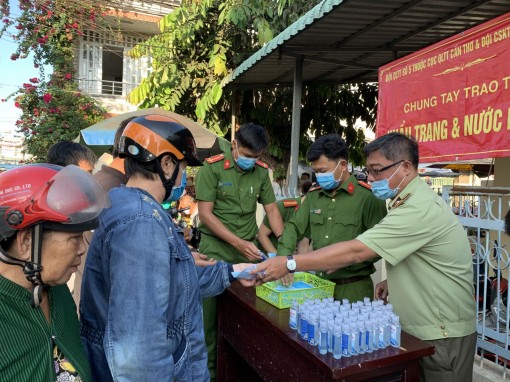 Gắn kiểm tra, kiểm soát với vận động, tuyên truyền