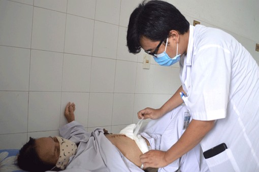 Phẫu thuật cùng lúc 6 cơ quan trên bệnh nhân ung thư túi mật hiếm gặp