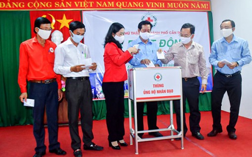 Phát động Tháng Nhân đạo năm 2020