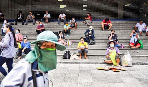 Báo động nạn tự tử do COVID-19