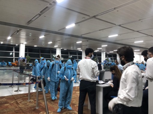 Đón 339 công dân Việt Nam từ Ấn Độ trở về