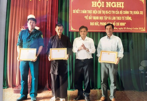 Định Môn tạo đột phá từ công tác xây dựng Đảng