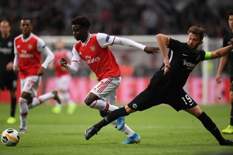 COVID-19 “kiến tạo” cho sao trẻ Arsenal