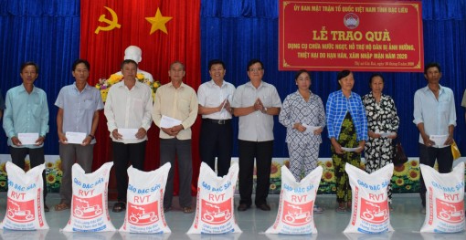 Hỗ trợ người dân bị ảnh hưởng vì hạn, mặn và dịch bệnh COVID-19