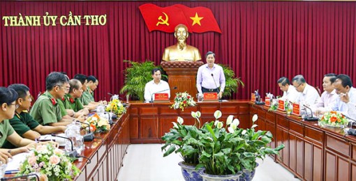 Xây dựng hình ảnh người chiến sĩ Công an nhân dân tận tâm, tận tụy với công việc, với nhân dân