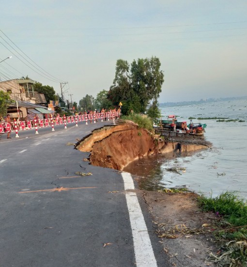 An Giang di dời khẩn cấp 27 hộ dân trong vùng sạt lở nguy hiểm Quốc lộ 91