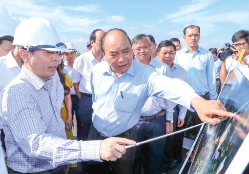 Thủ tướng Nguyễn Xuân Phúc làm việc với các tỉnh, thành phố Vùng kinh tế trọng điểm phía Nam