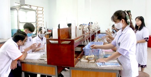 Nâng cao chất lượng dạy và học