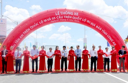 Thông xe 6 cầu trên quốc lộ 1A và N1 tại Long An