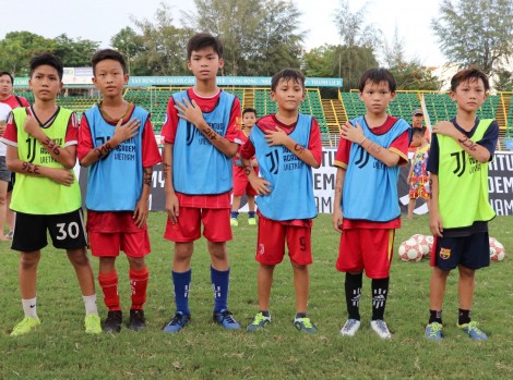 6 cầu thủ U11 vượt qua cuộc tuyển chọn tại Cần Thơ của Học viện Bóng đá Juventus Việt Nam