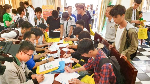 Đã sẵn sàng

tuyển sinh năm 2020