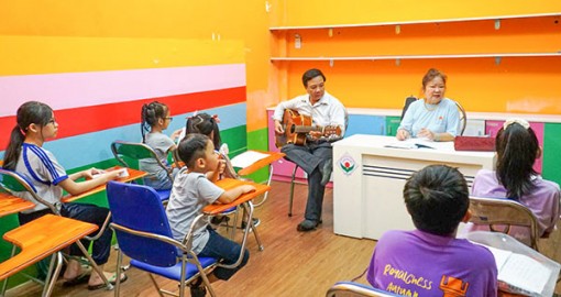 Khơi nguồn tình yêu di sản đờn ca