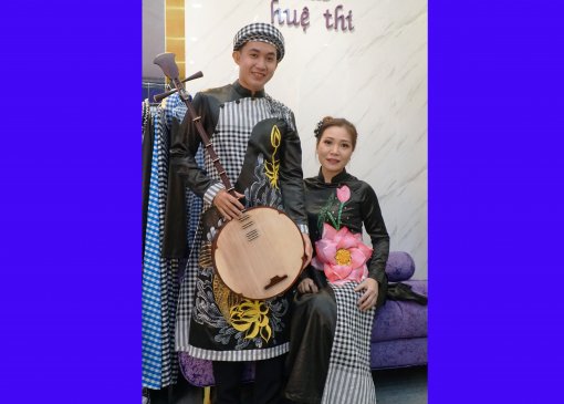 Bộ sưu tập áo dài

tôn vinh đờn ca tài tử