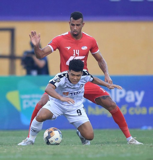 Sai lầm ở V.League và cái giá phải trả