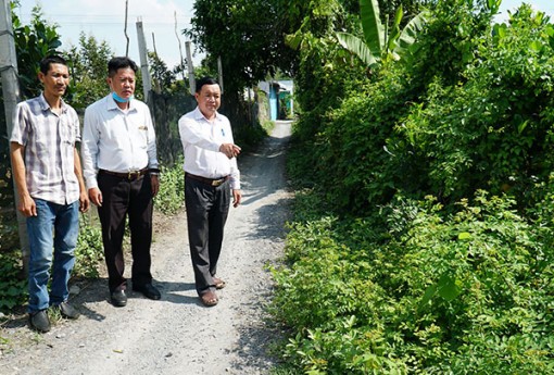 Ðưa nghị quyết của Ðảng vào cuộc sống