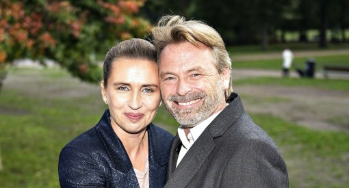 Thủ tướng Đan Mạch lại hoãn cưới