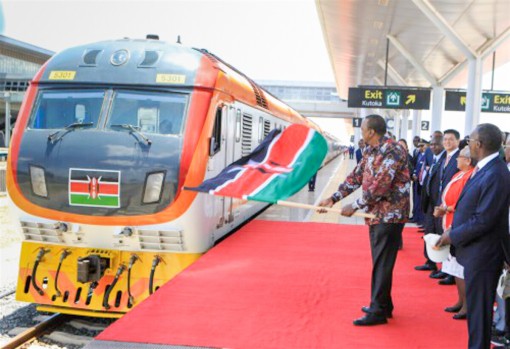 COVID-19 cản trở

“Vành đai, Con đường”