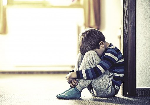 Số vụ lạm dụng trẻ em

tăng đột biến vì COVID-19