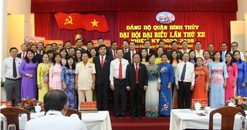 Khai thác có hiệu quả  

các nguồn lực, xây dựng quận Bình Thủy văn minh, hiện đại