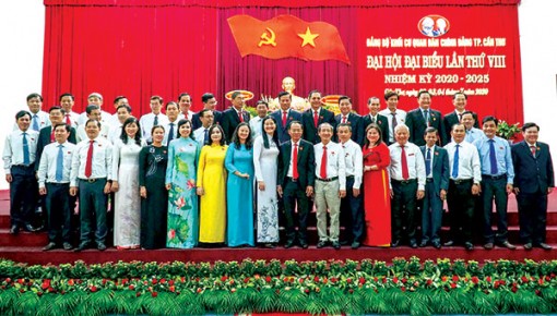 Ðại hội Ðảng bộ Khối Cơ quan Dân Chính Ðảng đề ra 10 chỉ tiêu trong công tác xây dựng Ðảng và đoàn thể