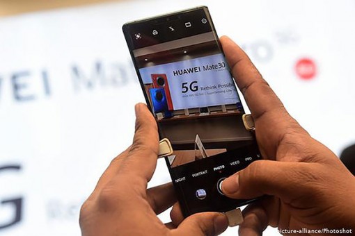 Huawei thấm đòn?