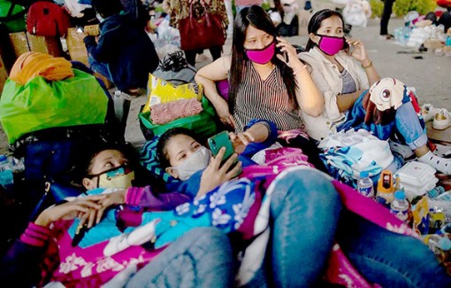 Lượng kiều hối quốc tế giảm mạnh vì COVID-19