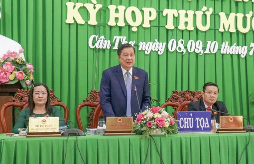 Thảo luận tình hình, đề xuất các giải pháp phát triển kinh tế - xã hội