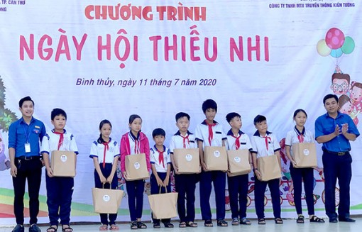 Thắp lửa tình nguyện