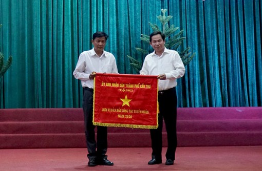 Xây dựng lực lượng vũ trang thành phố tinh gọn, sẵn sàng chiến đấu cao