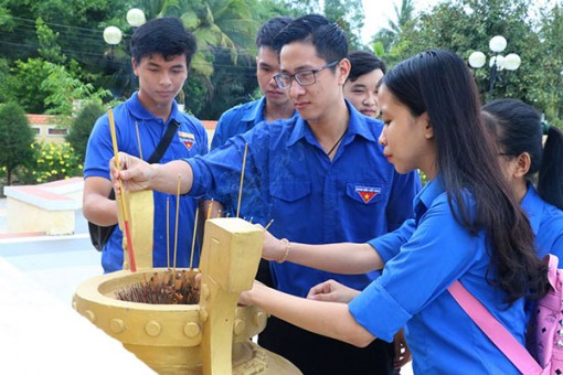 Ðền ơn đáp nghĩa