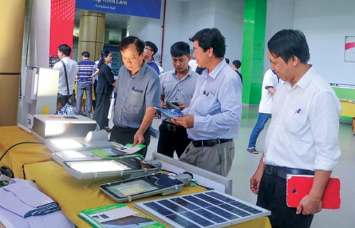 Hỗ trợ doanh nghiệp đầu tư điện mặt trời mái nhà